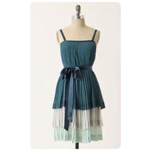 Anthropologie Girls From Savoy Bayan Tiered Pleated Sleeveless Dress sz 2